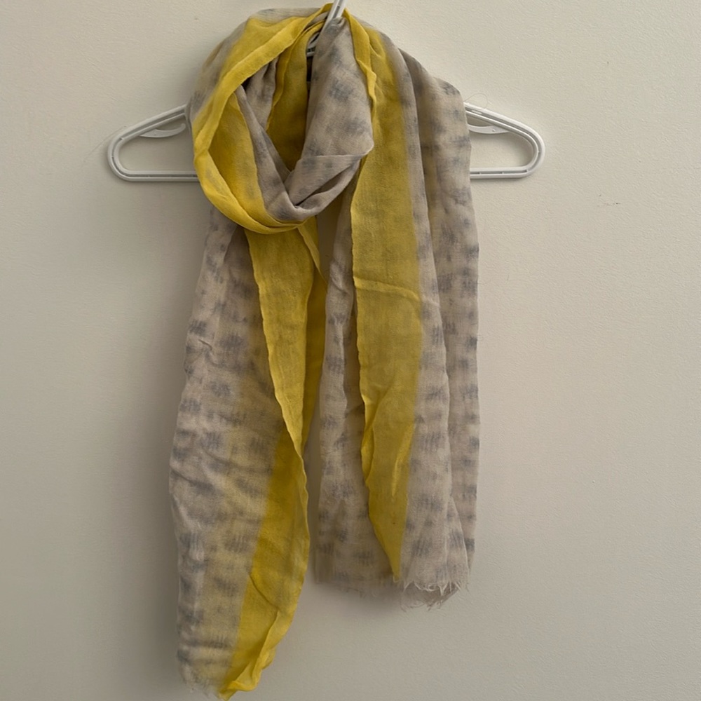 Distinkt 100% Wool Scarf